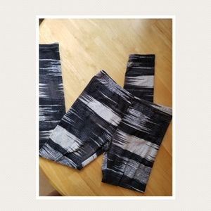 ✌Pink Republic Leggings✌